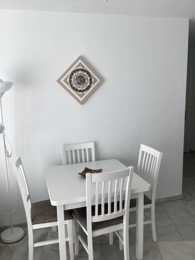 Ferienwohnung Carihuela Park Palace Apartament Sun&Beach Torremolinos Exterior foto